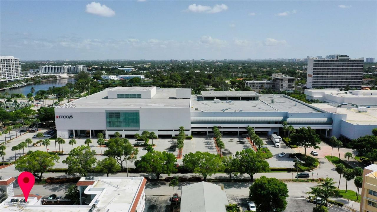 2340 NE 9th St, Unit 209, Fort Lauderdale, FL 33304 Photo