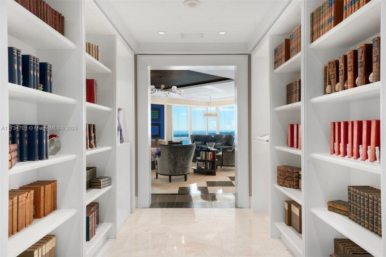 1425 Brickell Ave, Unit 50F+A, Miami, FL 33131 Photo