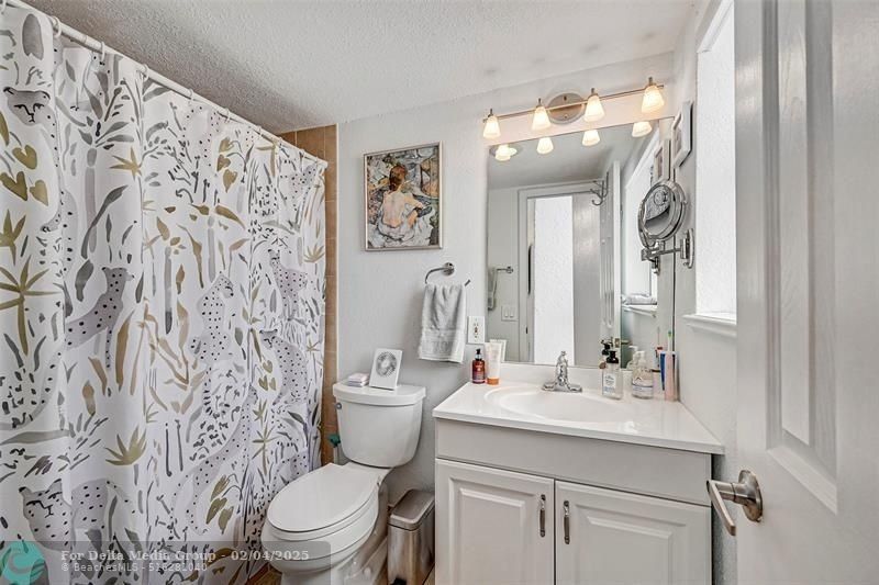 2715 NE 49th Street, Unit 208, Fort Lauderdale, FL 33308 Photo