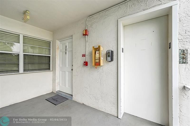 2715 NE 49th Street, Unit 208, Fort Lauderdale, FL 33308 Photo