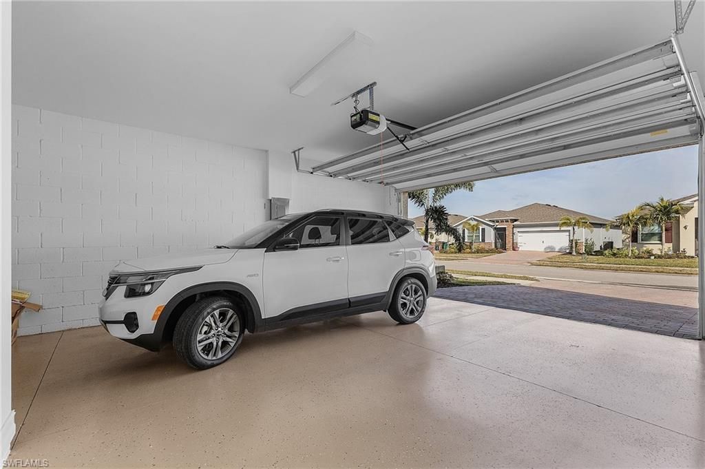 288 Spring Hill Lake Loop, Cape Coral, FL 33993 Photo