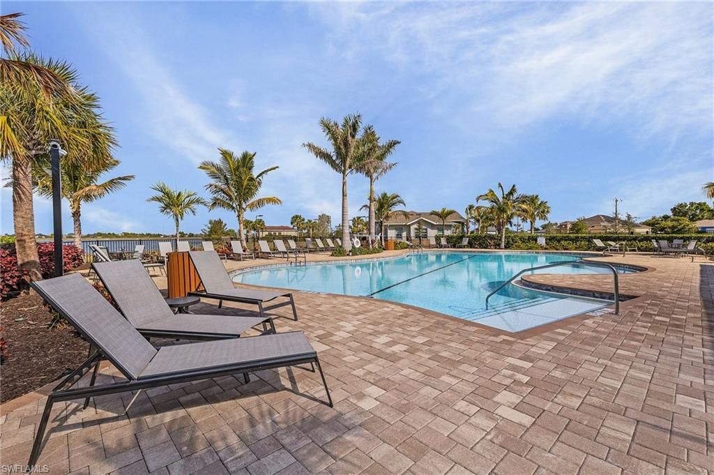 288 Spring Hill Lake Loop, Cape Coral, FL 33993 Photo