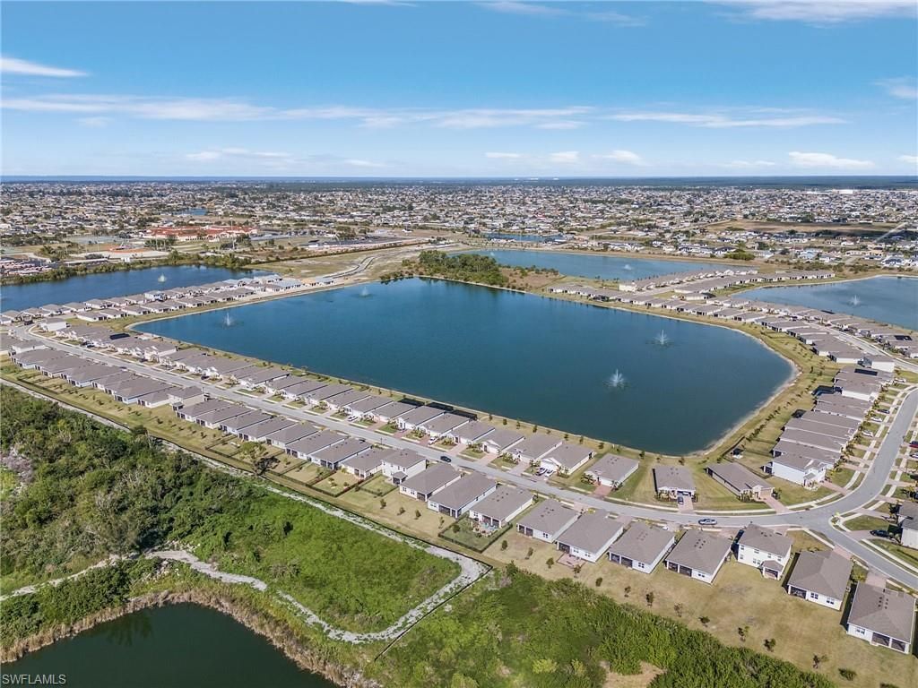 288 Spring Hill Lake Loop, Cape Coral, FL 33993 Photo