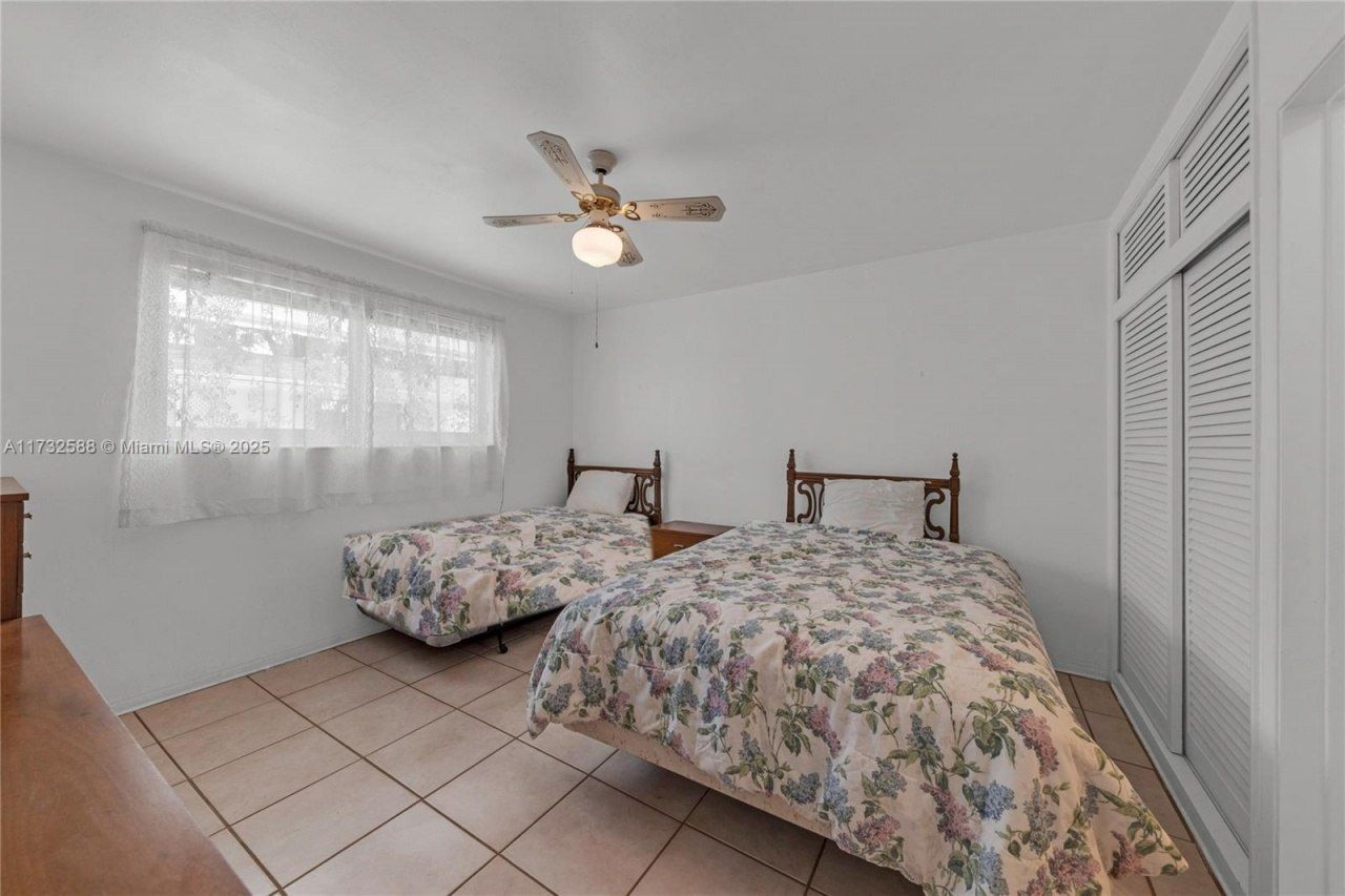 2300 Jackson St, Unit 10, Hollywood, FL 33020 Photo