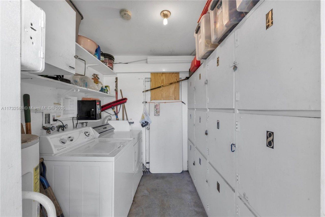 2300 Jackson St, Unit 10, Hollywood, FL 33020 Photo