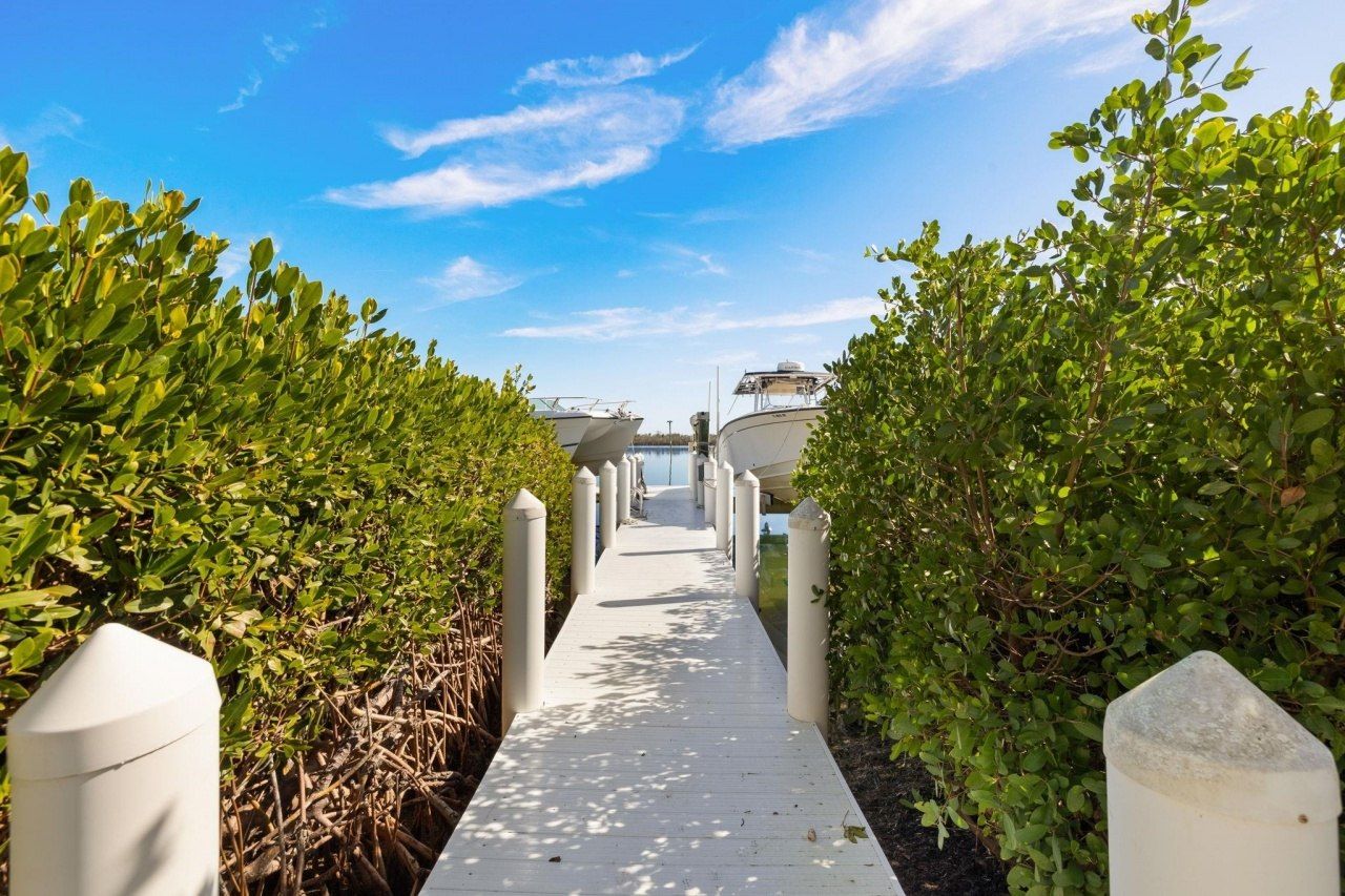 15899 Captiva Dr, Captiva, FL 33924 Photo