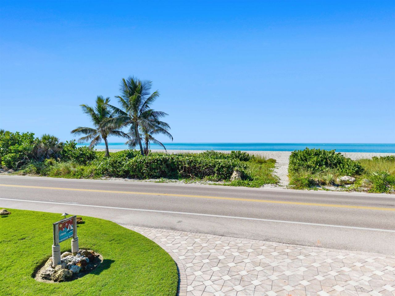 15899 Captiva Dr, Captiva, FL 33924 Photo