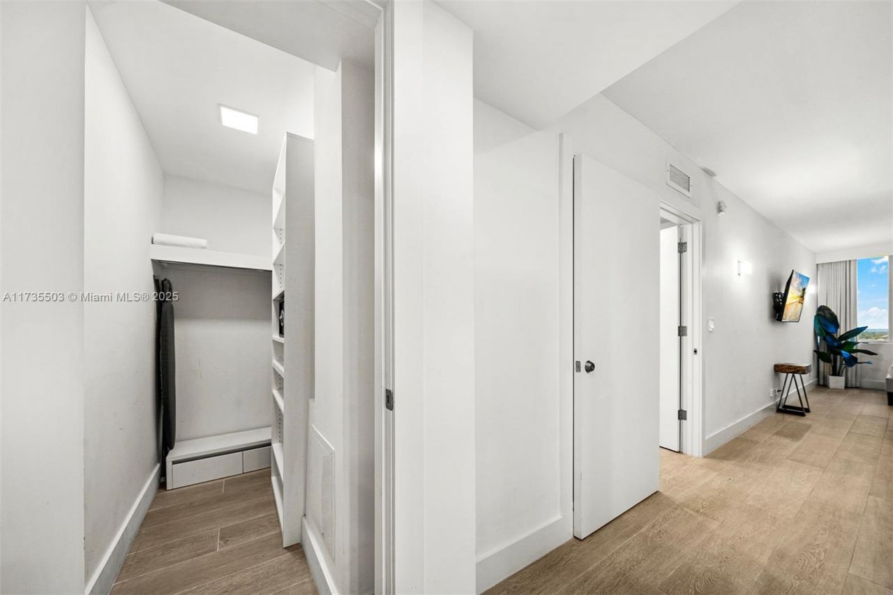 Please Call For Address, Unit 11281129, Miami Beach, FL 33139 Photo