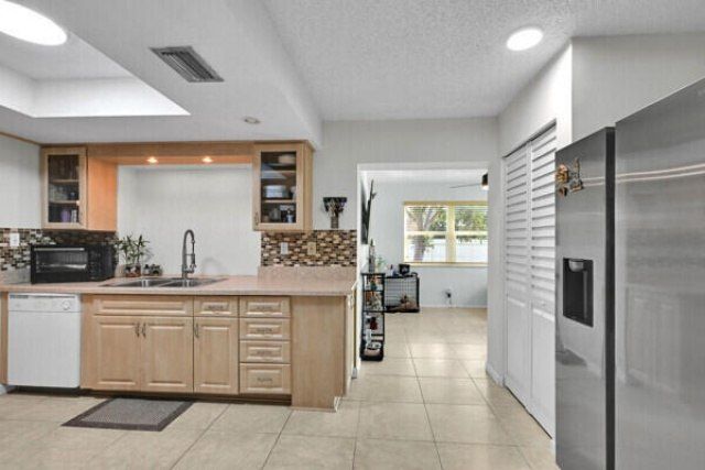 6406 NW 57th Court, Tamarac, FL 33321 Photo