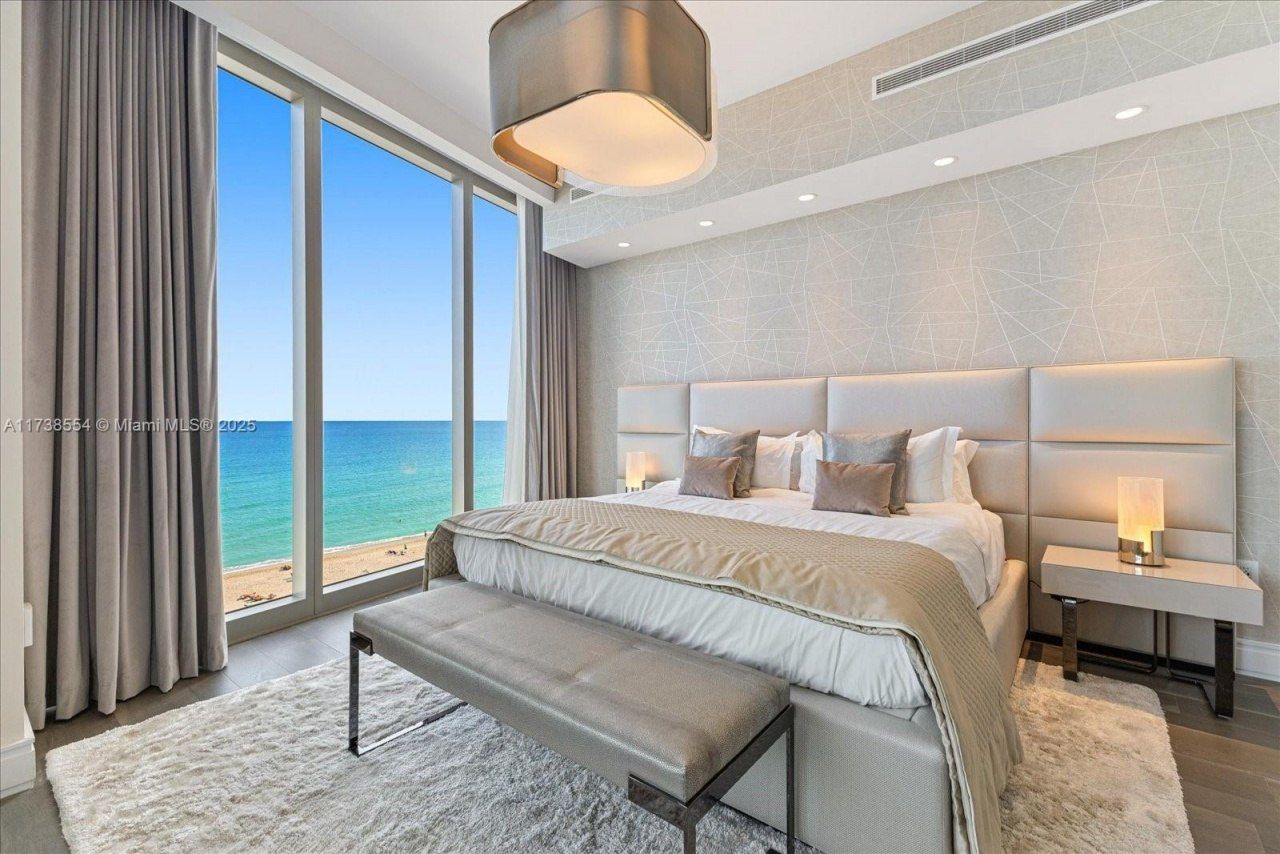 17901 Collins Ave, Unit 701, Sunny Isles Beach, FL 33160 Photo