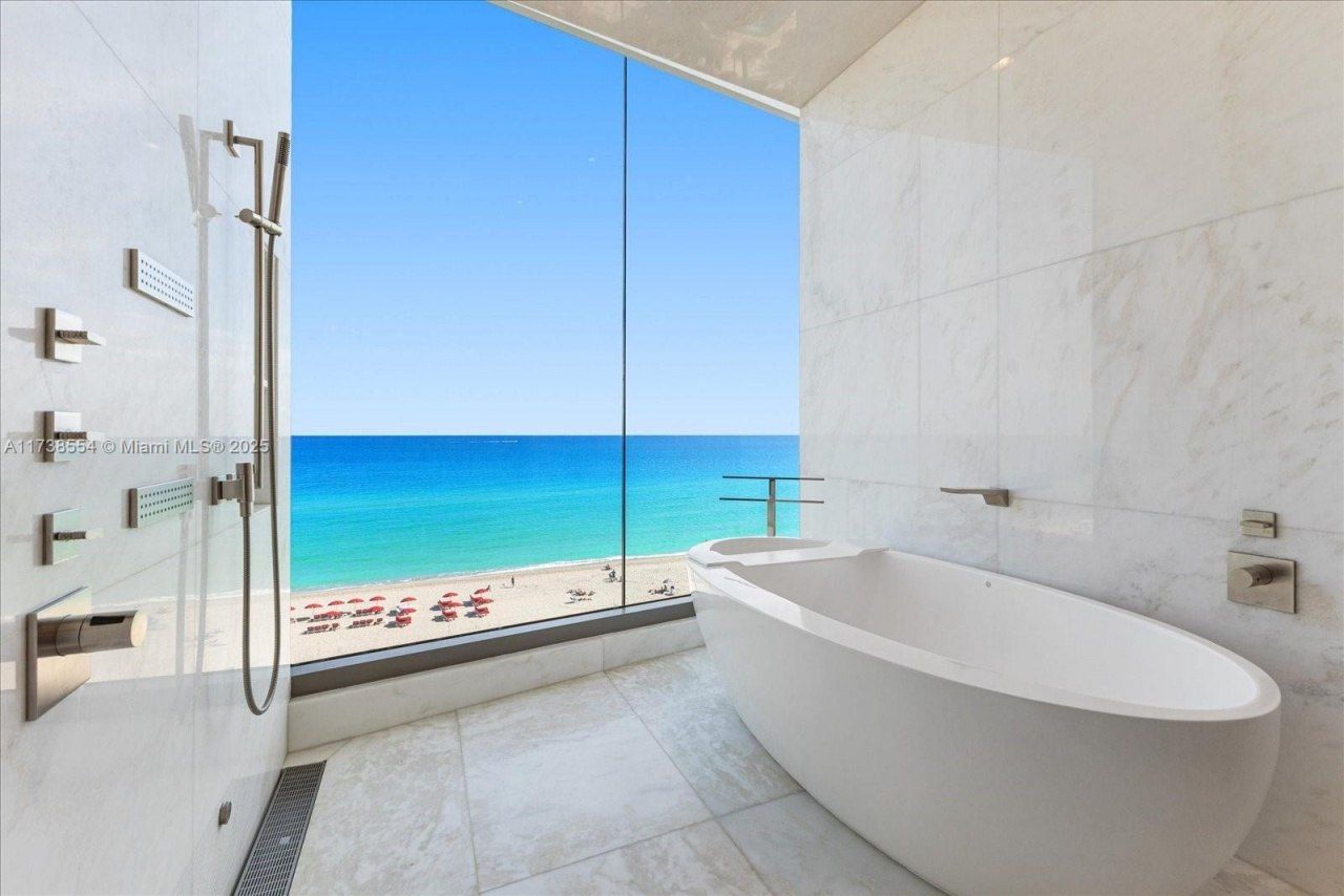 17901 Collins Ave, Unit 701, Sunny Isles Beach, FL 33160 Photo