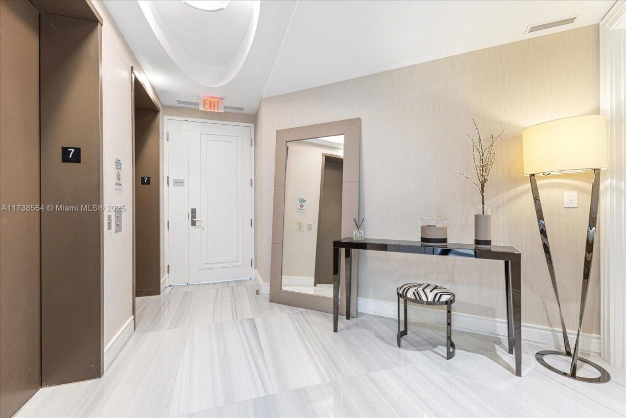 17901 Collins Ave, Unit 701, Sunny Isles Beach, FL 33160 Photo