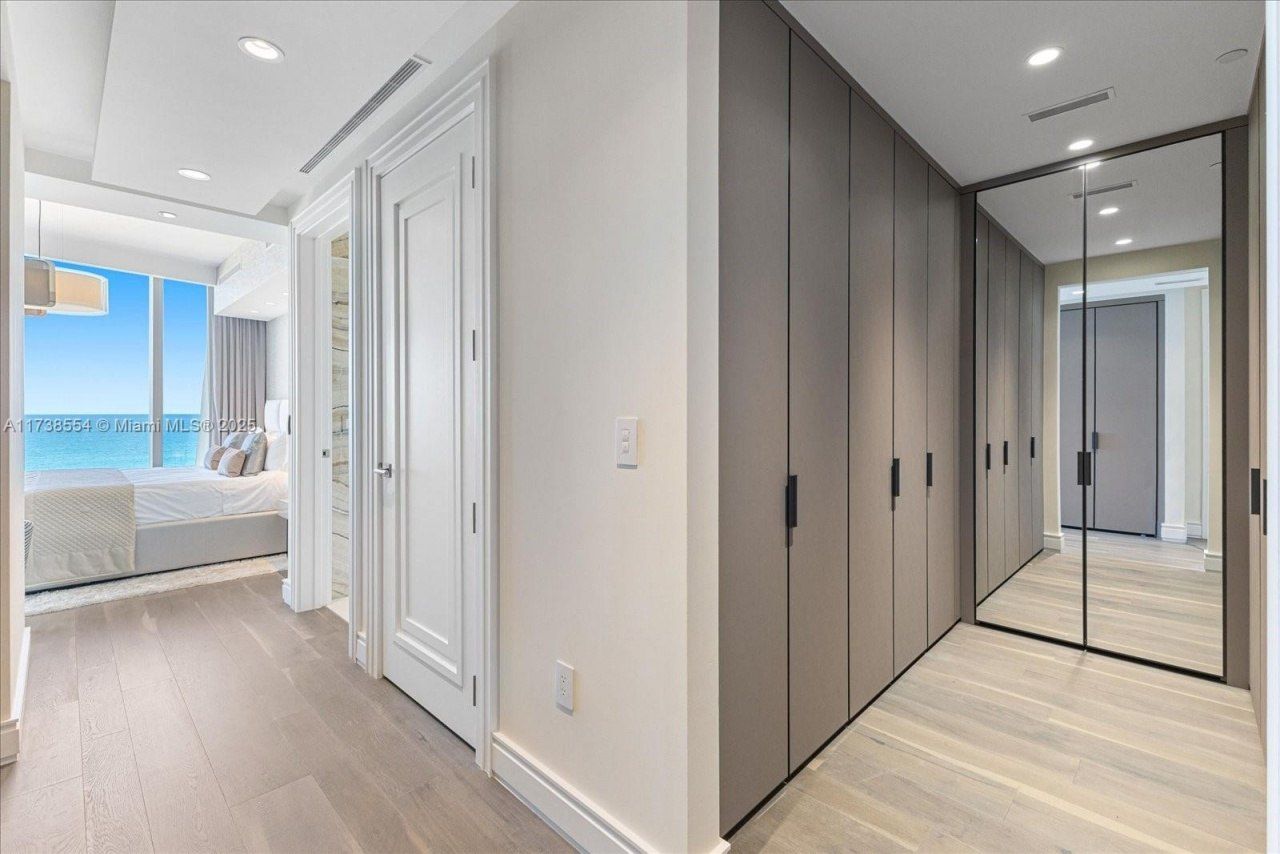 17901 Collins Ave, Unit 701, Sunny Isles Beach, FL 33160 Photo