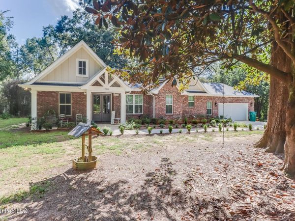 706 Jones Avenue, Wiggins, MS 39577