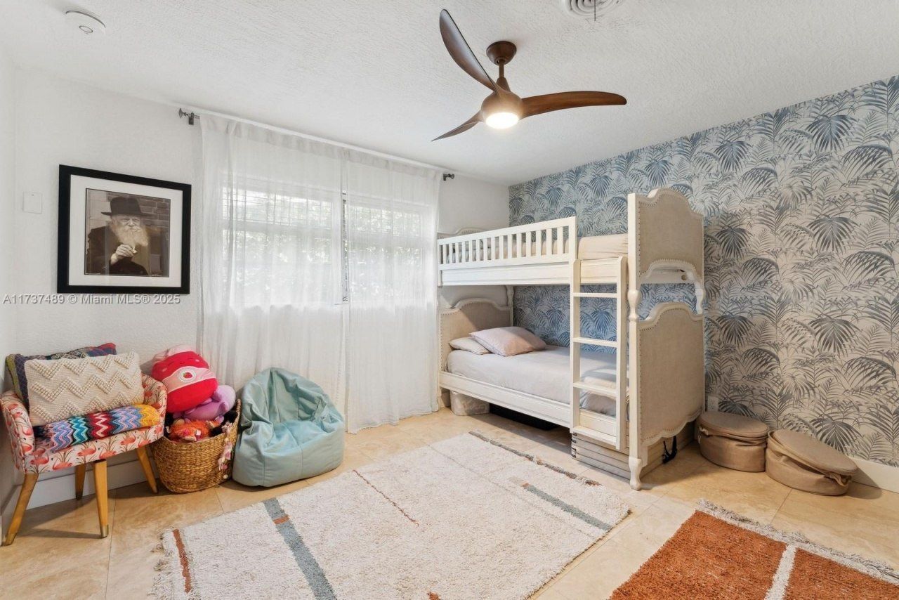 951 Buchanan St, Hollywood, FL 33019 Photo