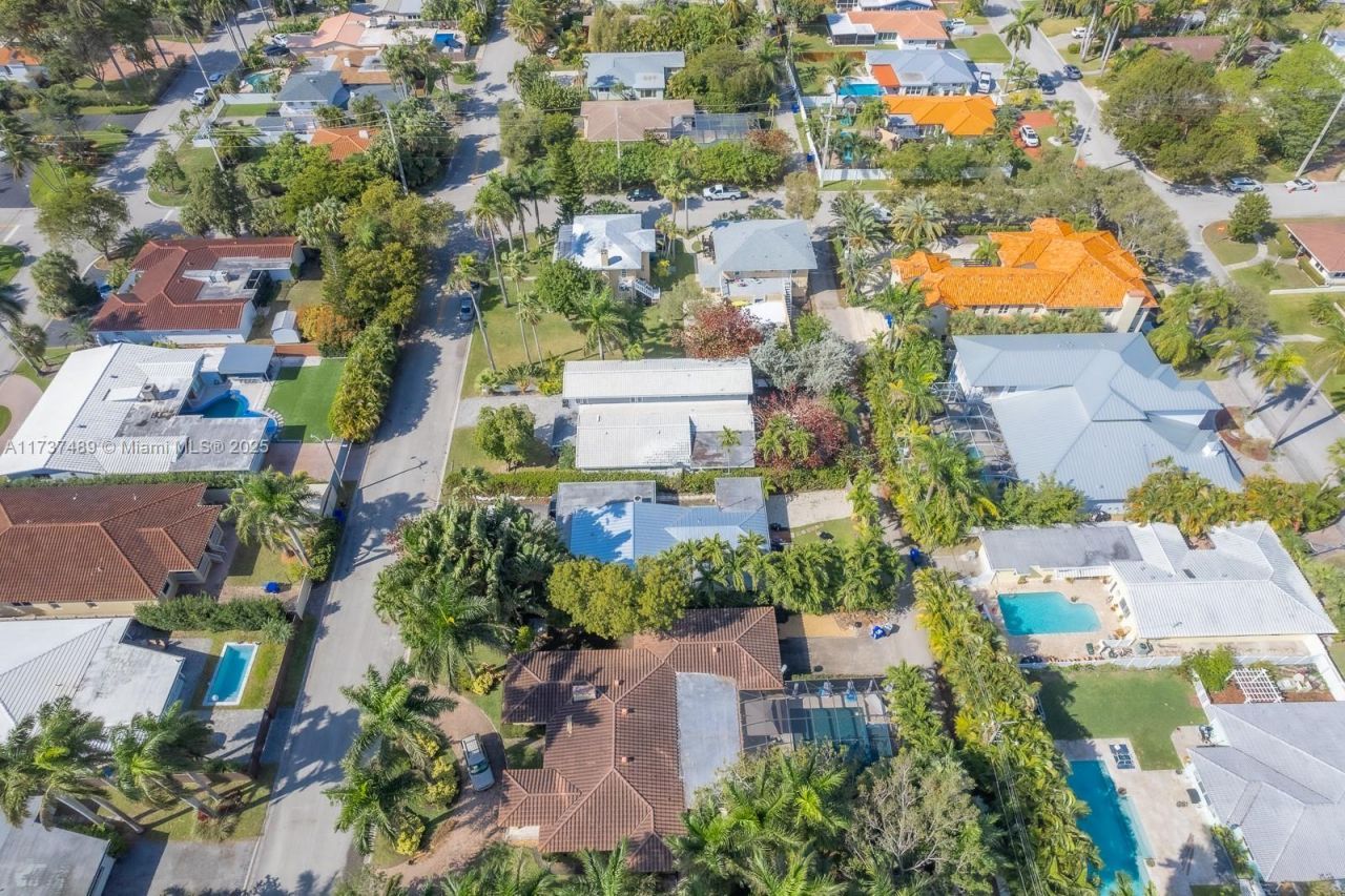 951 Buchanan St, Hollywood, FL 33019 Photo