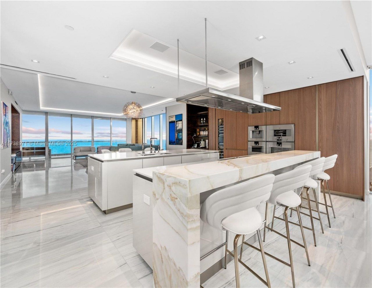 18501 Collins Ave, Unit 2704, Sunny Isles Beach, FL 33160 Photo