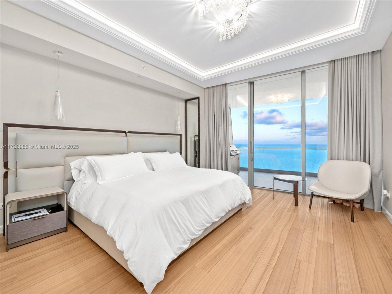 18501 Collins Ave, Unit 2704, Sunny Isles Beach, FL 33160 Photo