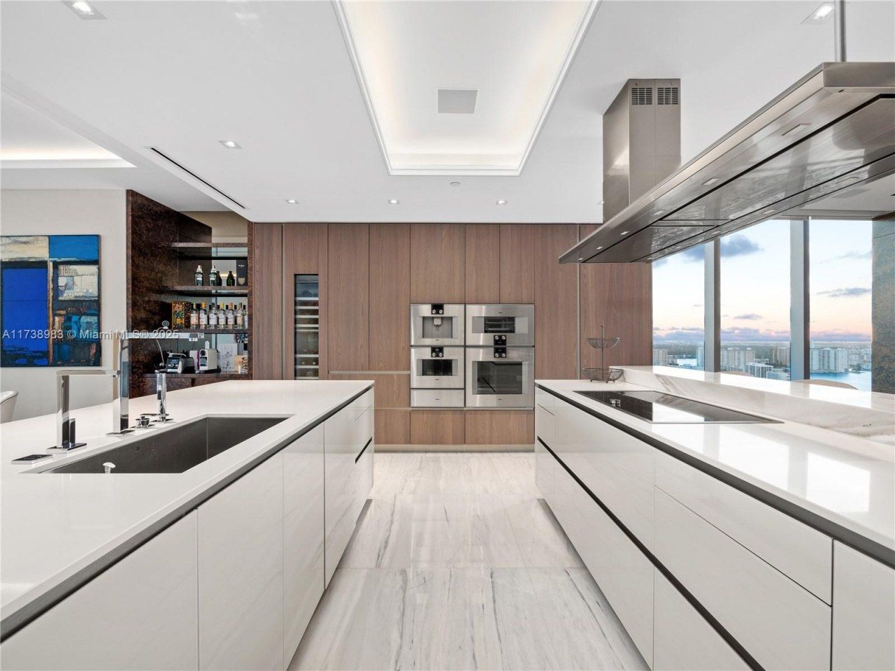 18501 Collins Ave, Unit 2704, Sunny Isles Beach, FL 33160 Photo
