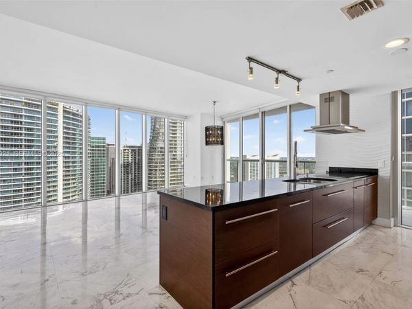 485 Brickell Ave, Unit 4402, Miami, FL 33131