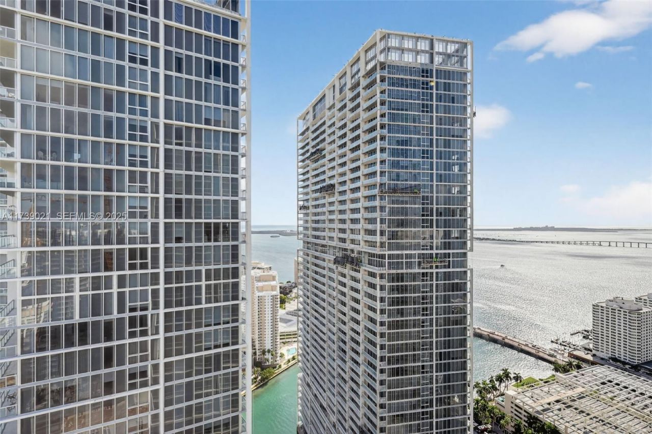 485 Brickell Ave, Unit 4402, Miami, FL 33131 Photo