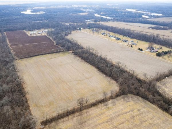 19300 N 1370 East Road, Danville, IL 61834