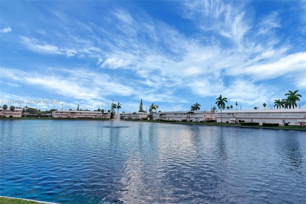 820 SW 11th Ave, Unit 14B, Hallandale Beach, FL 33009 Photo