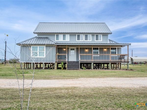 165 Sea Urchin Lane, Palacios, TX 77465