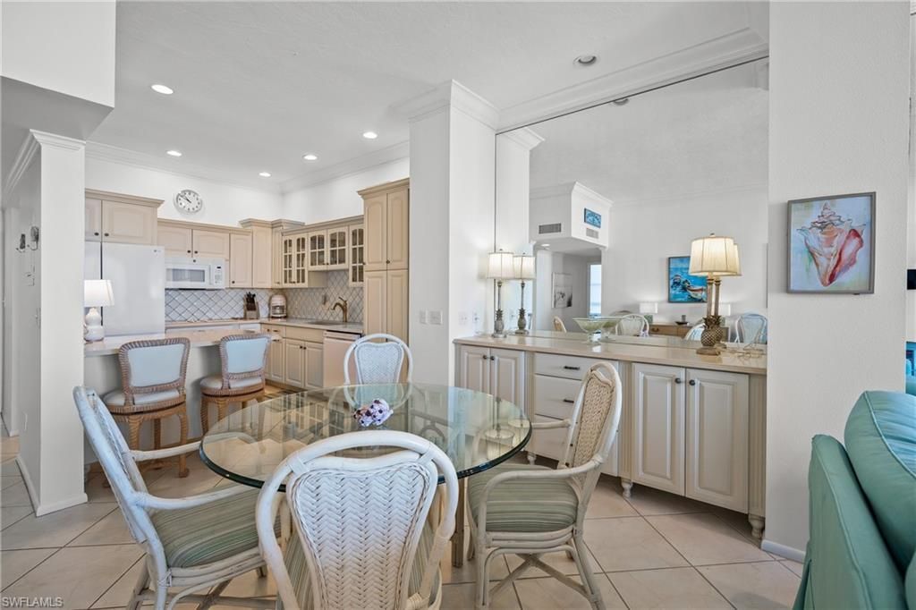 1212 Benjamin Franklin Dr, Unit 102, Sarasota, FL 34236 Photo