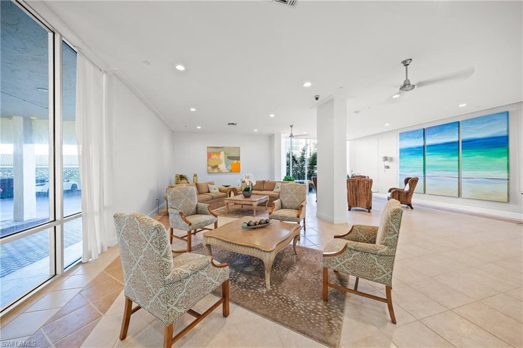 1212 Benjamin Franklin Dr, Unit 102, Sarasota, FL 34236 Photo