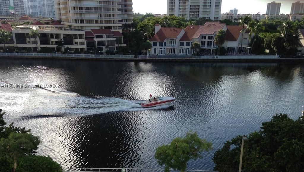 19390 Collins Ave, Unit 1510, Sunny Isles Beach, FL 33160 Photo