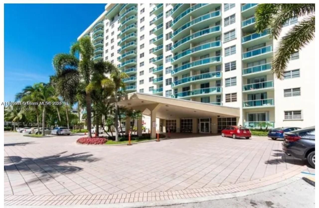 19390 Collins Ave, Unit 1510, Sunny Isles Beach, FL 33160 Photo