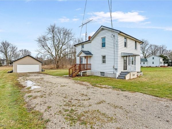 2335 Greensburg Road, North Canton, OH 44720