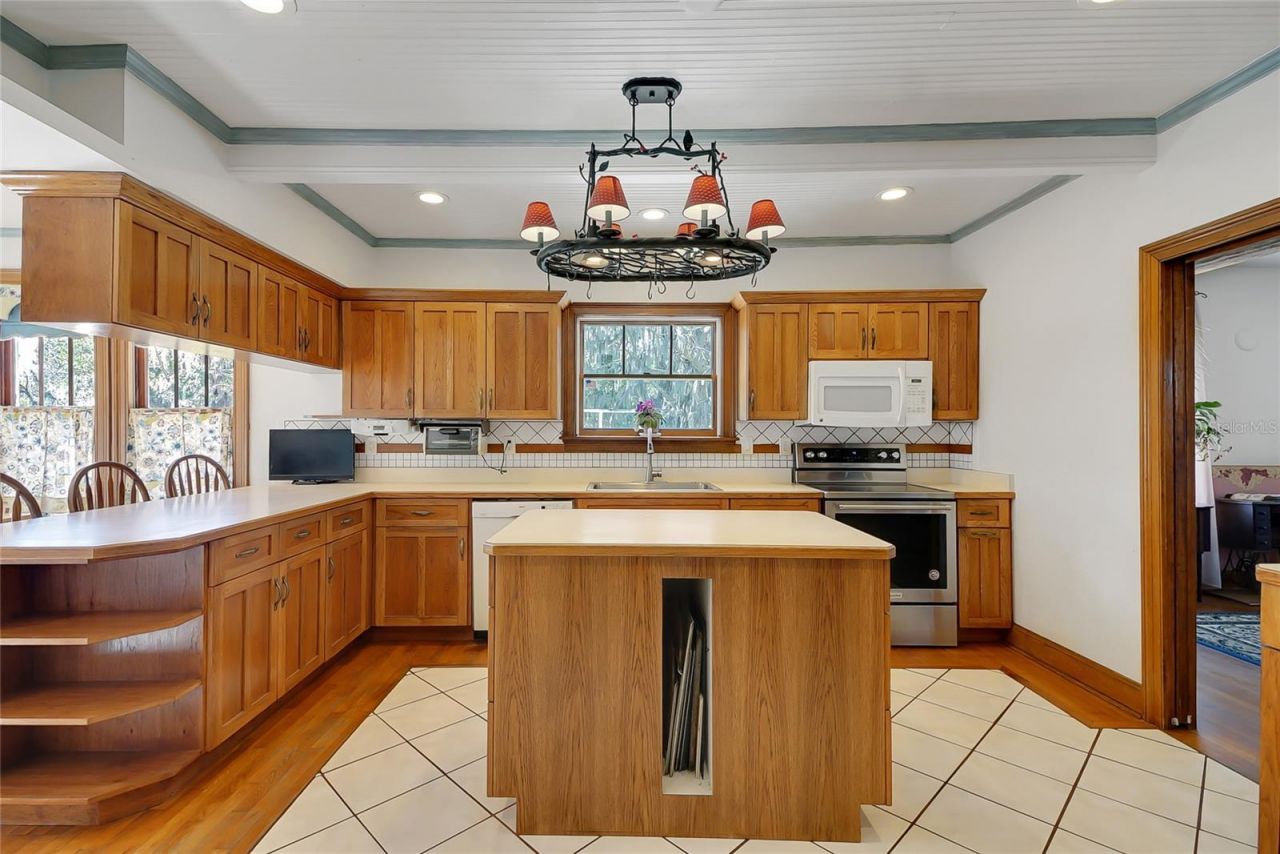 9210 County Road 48, Yalaha, FL 34797 Photo