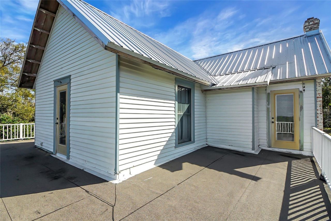 9210 County Road 48, Yalaha, FL 34797 Photo