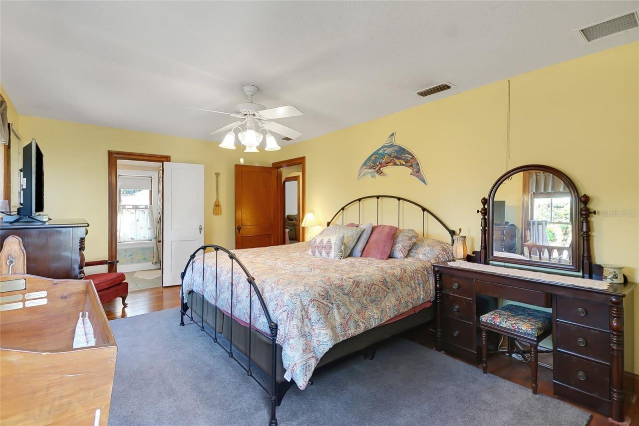 9210 County Road 48, Yalaha, FL 34797 Photo