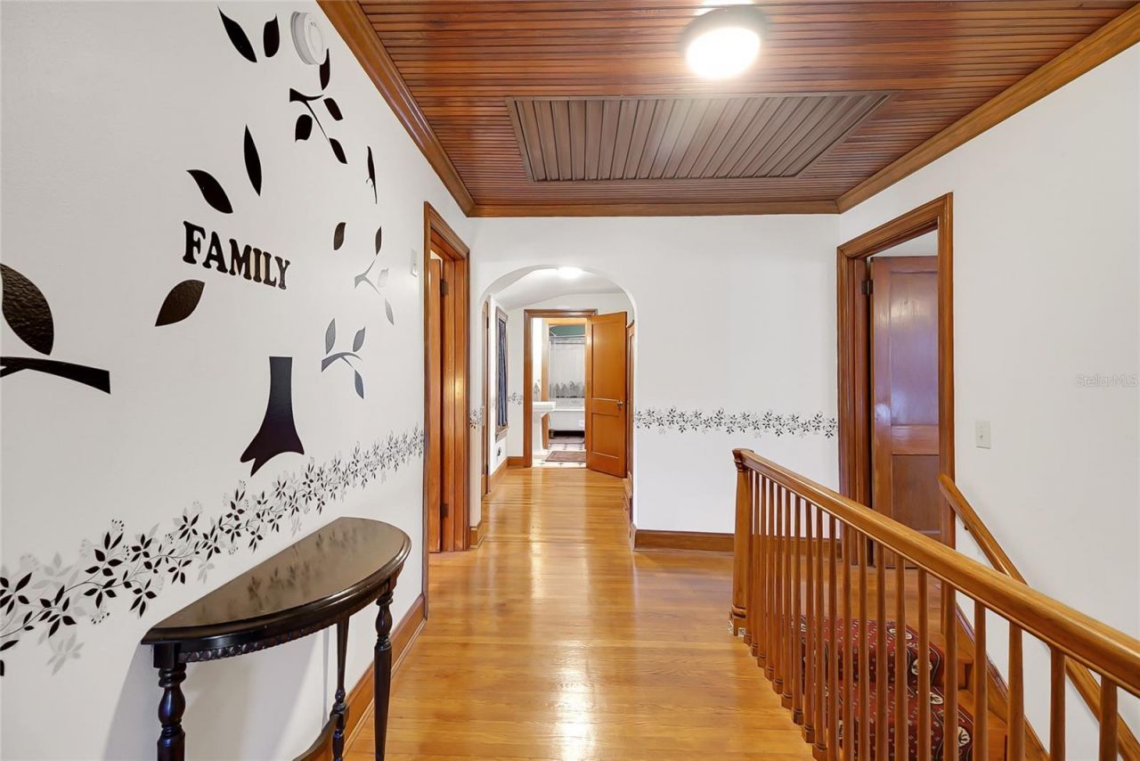 9210 County Road 48, Yalaha, FL 34797 Photo