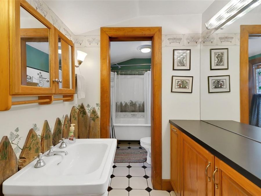 Property Image 37
