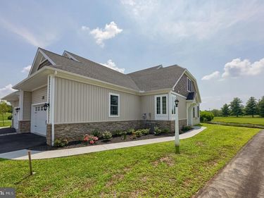 112 COPPERSTONE COURT, Unit 48, MILLERSVILLE, PA 17551