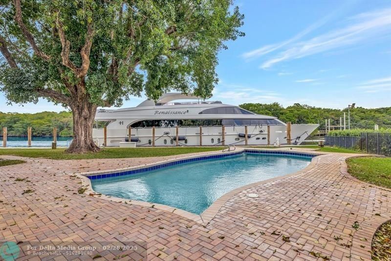 2390 SW 27th Te, Fort Lauderdale, FL 33312 Photo