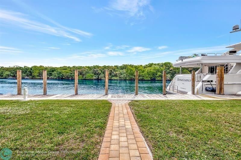 2390 SW 27th Te, Fort Lauderdale, FL 33312 Photo