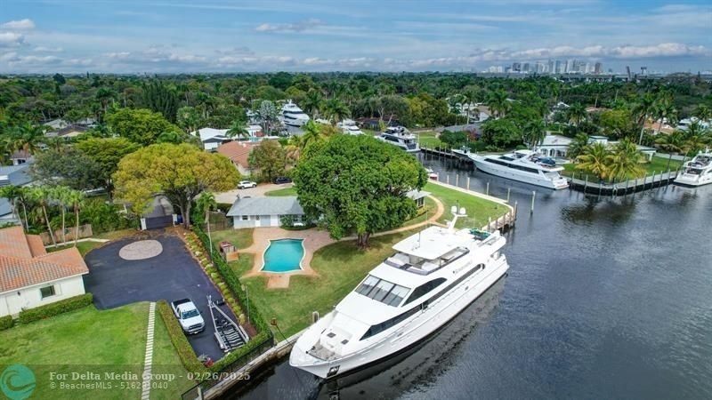 2390 SW 27th Te, Fort Lauderdale, FL 33312 Photo