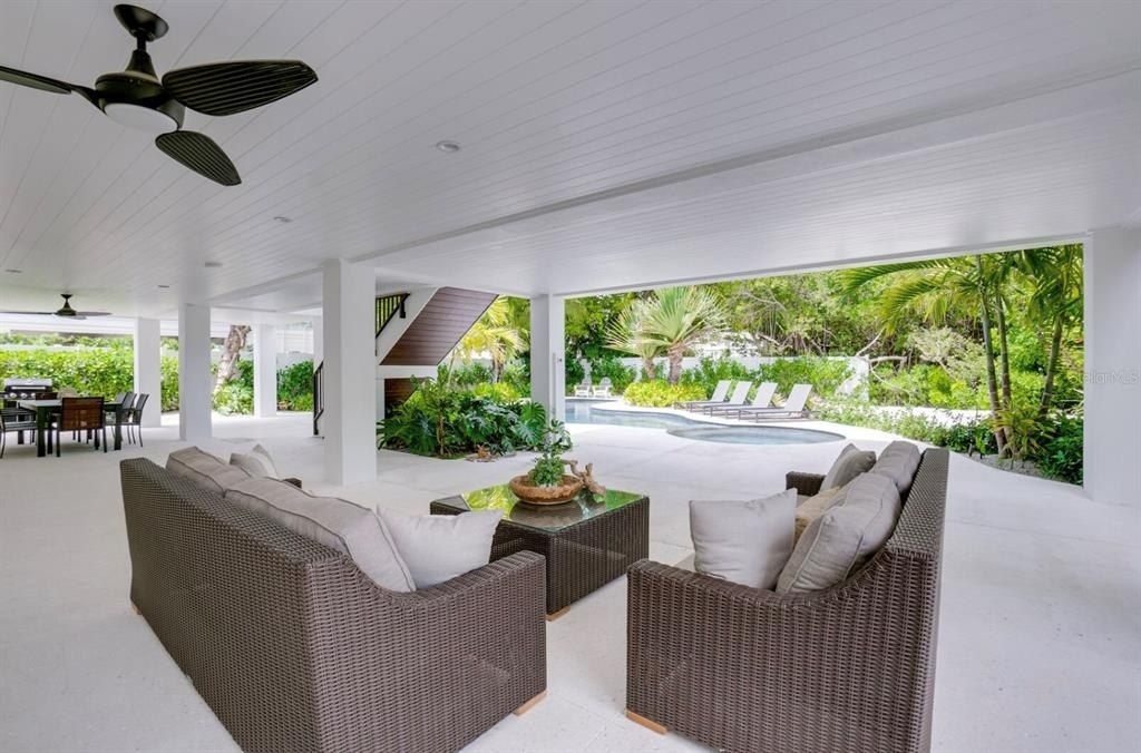 9407 Gulf Dr, Anna Maria, FL 34216 Photo