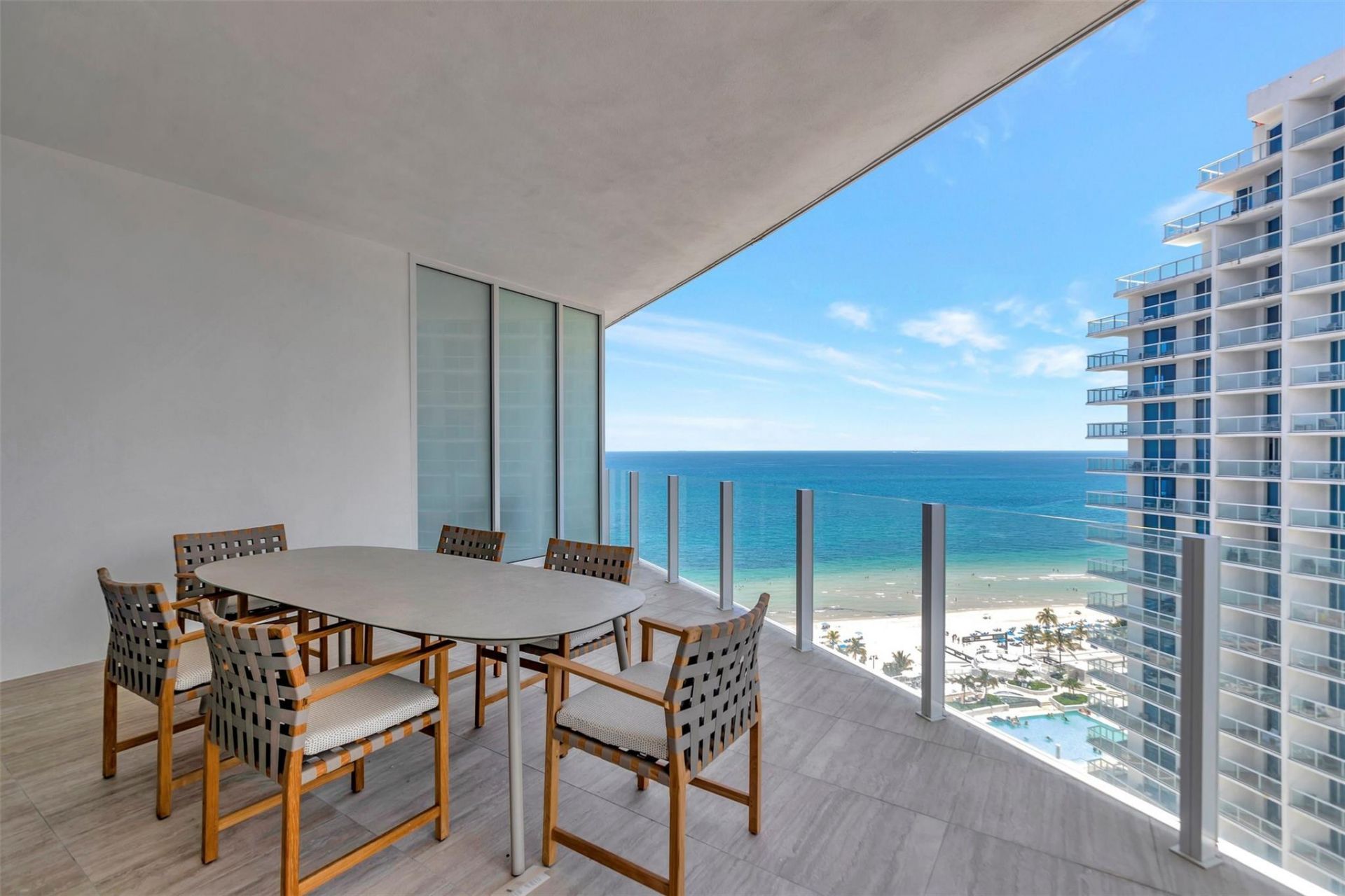 525 N Fort Lauderdale Beach Boulevard, Unit 1607, Fort Lauderdale, FL 33304 Photo