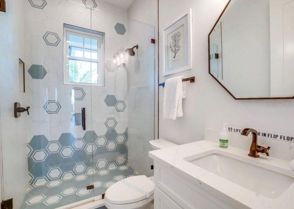 9403 Gulf Dr, Anna Maria, FL 34216 Photo