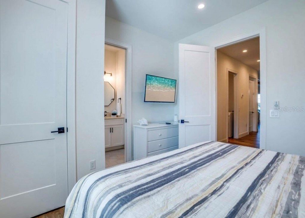 9403 Gulf Dr, Anna Maria, FL 34216 Photo