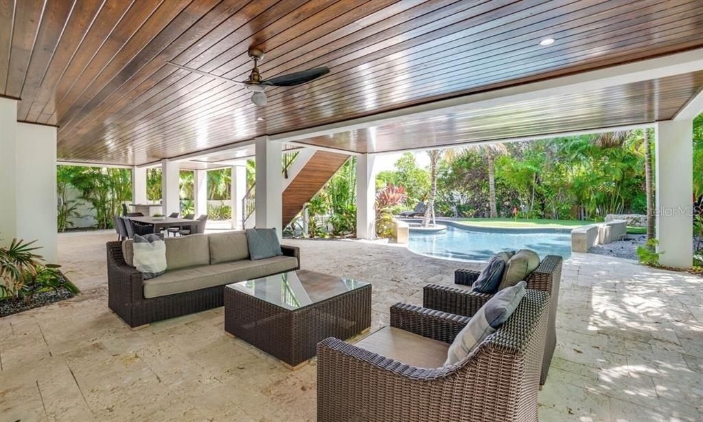 9403 Gulf Dr, Anna Maria, FL 34216 Photo