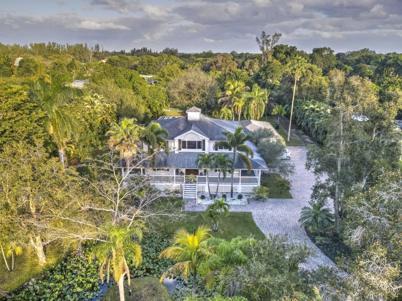 6402 SW 185th Way, Southwest Ranches, FL 33332 Photo