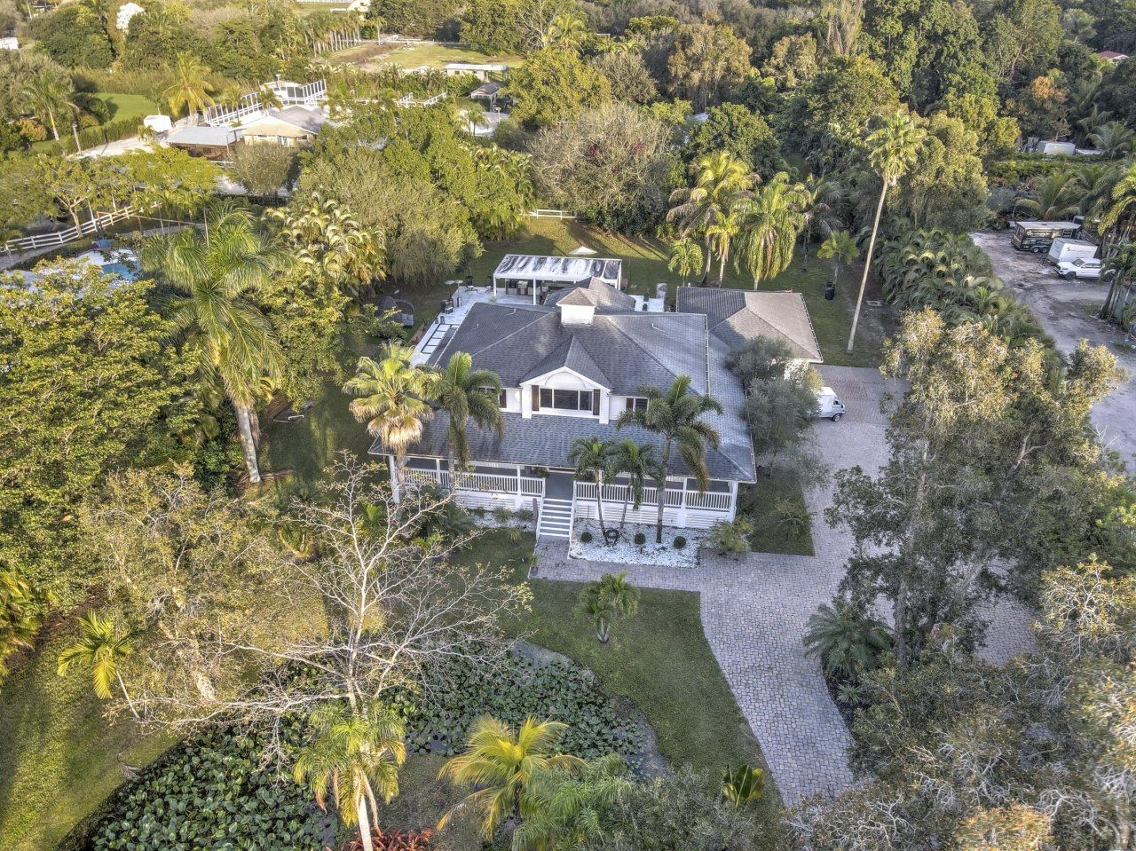 6402 SW 185th Way, Southwest Ranches, FL 33332 Photo