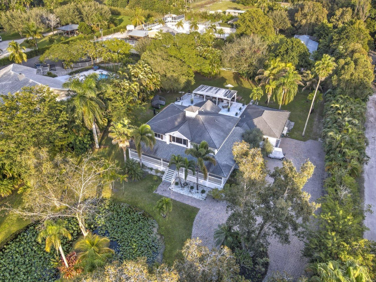 6402 SW 185th Way, Southwest Ranches, FL 33332 Photo